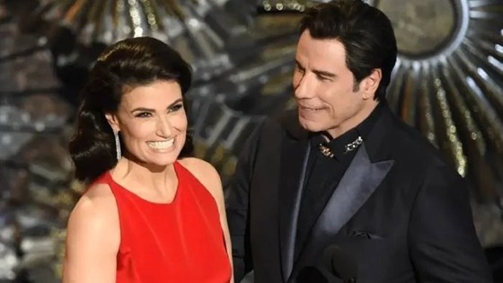 Cropped John Travolta mispronounces Idina Menzel