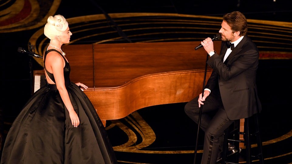 Cropped Lady Gaga and Bradley Coopers Shallow