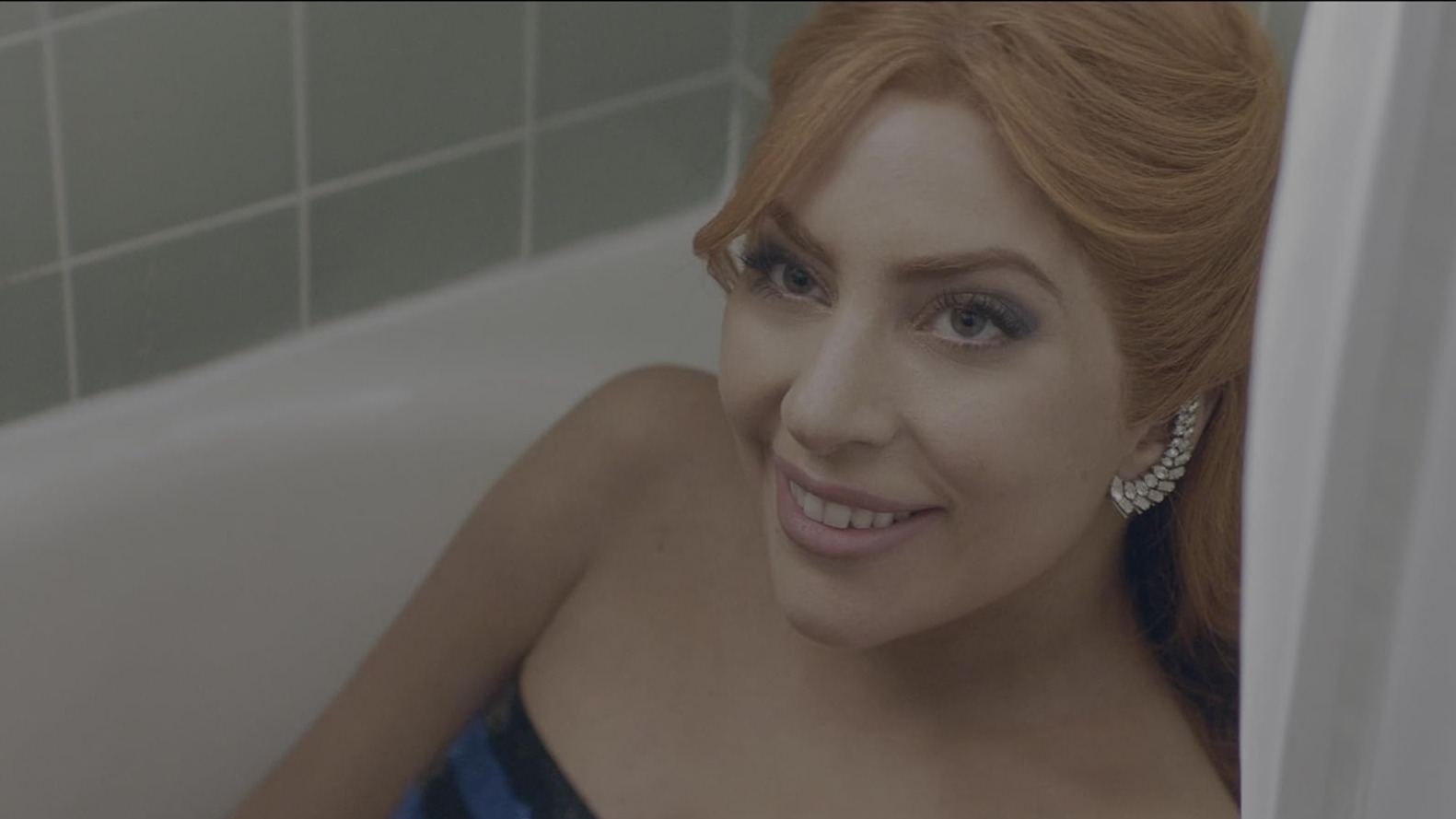 Cropped Lady Gaga