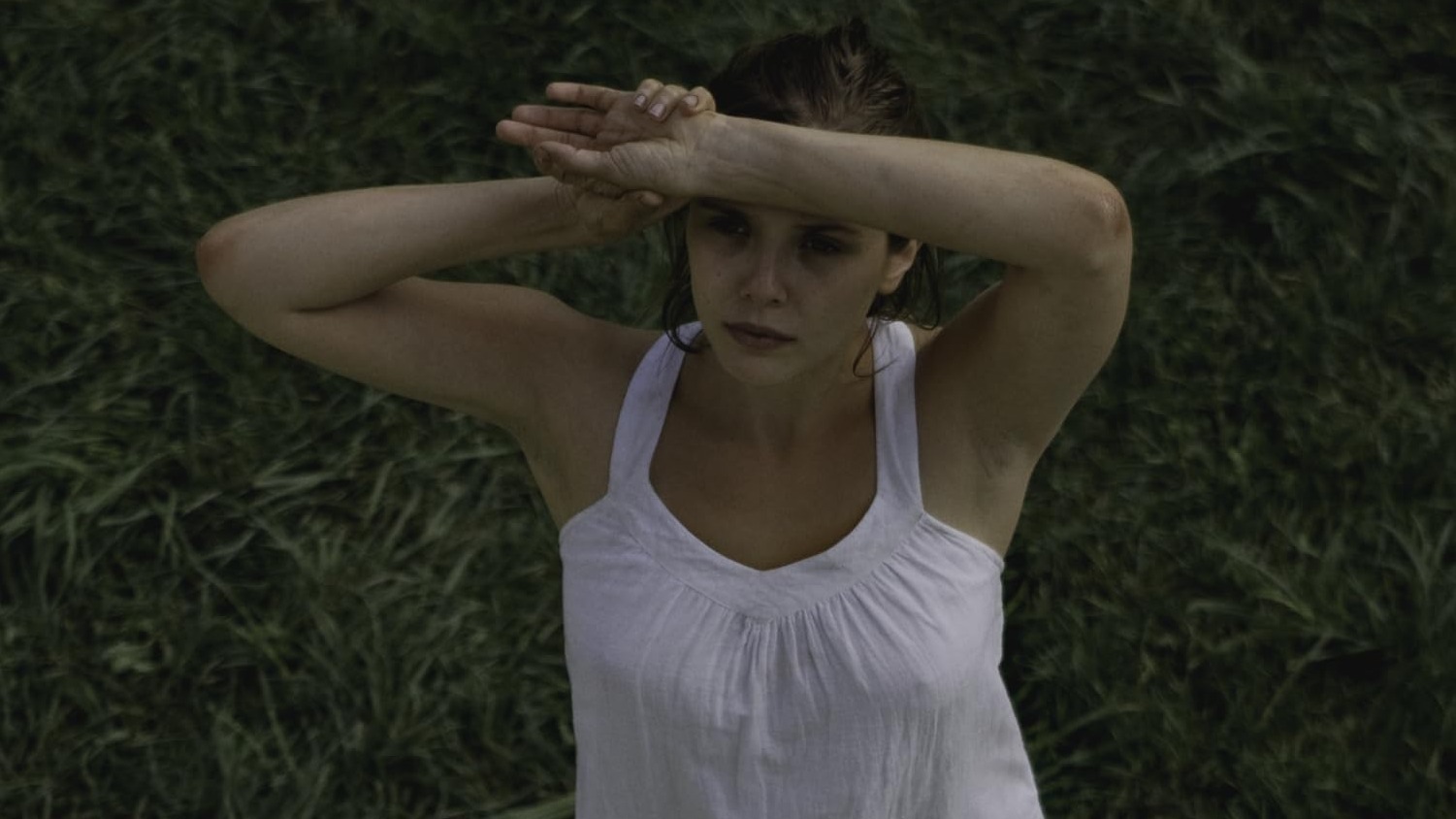 Cropped Martha Marcy May Marlene