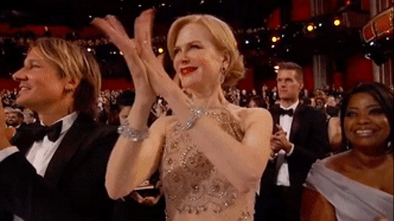 Cropped Nicole Kidmans clap