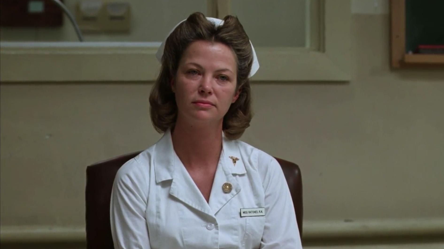 Cropped Nurse ratchet