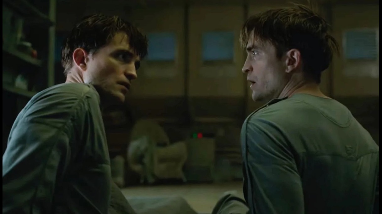 Cropped Robert Pattinson in Mickey 17 2025