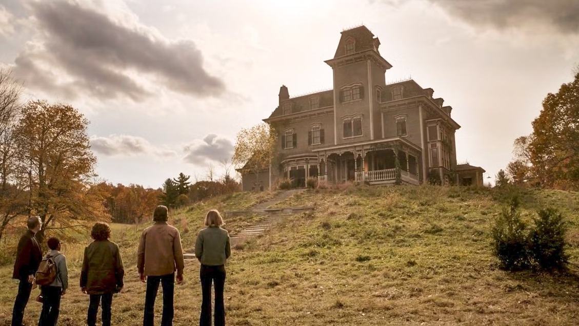 Cropped Salems Lot