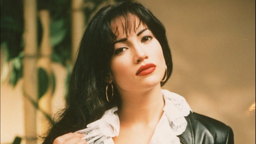 Cropped Selena