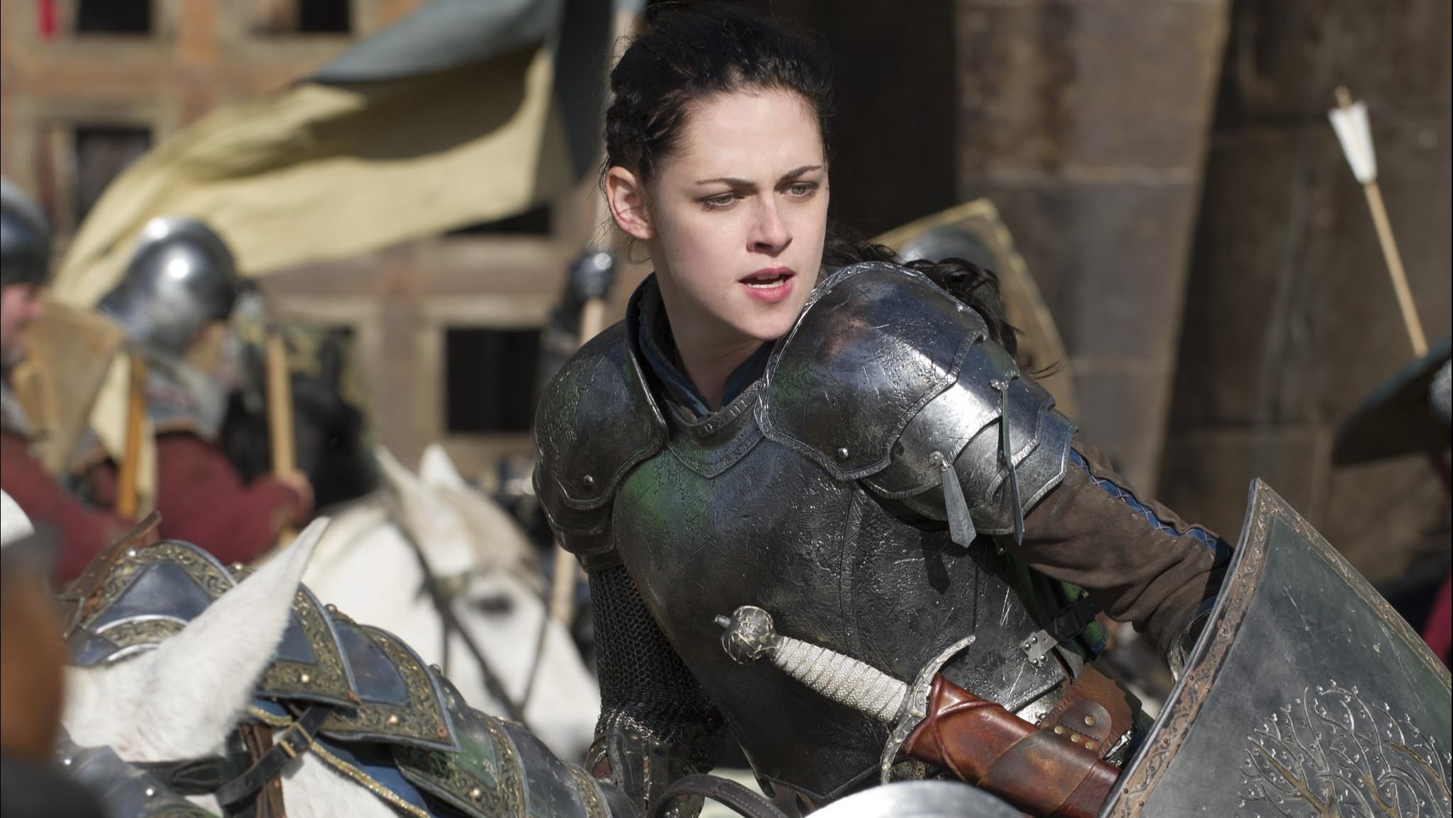 Cropped Snow White and the Huntsman