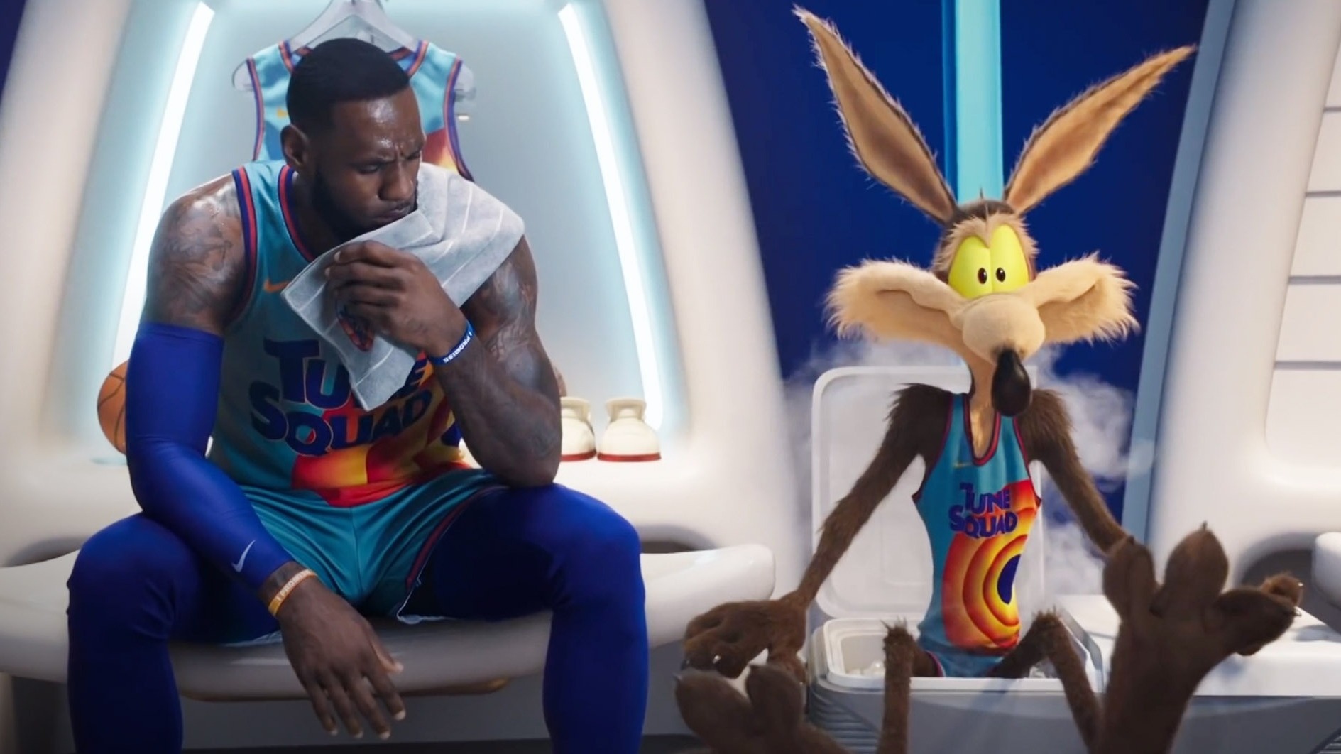 Cropped Space Jam A New Legacy 2021