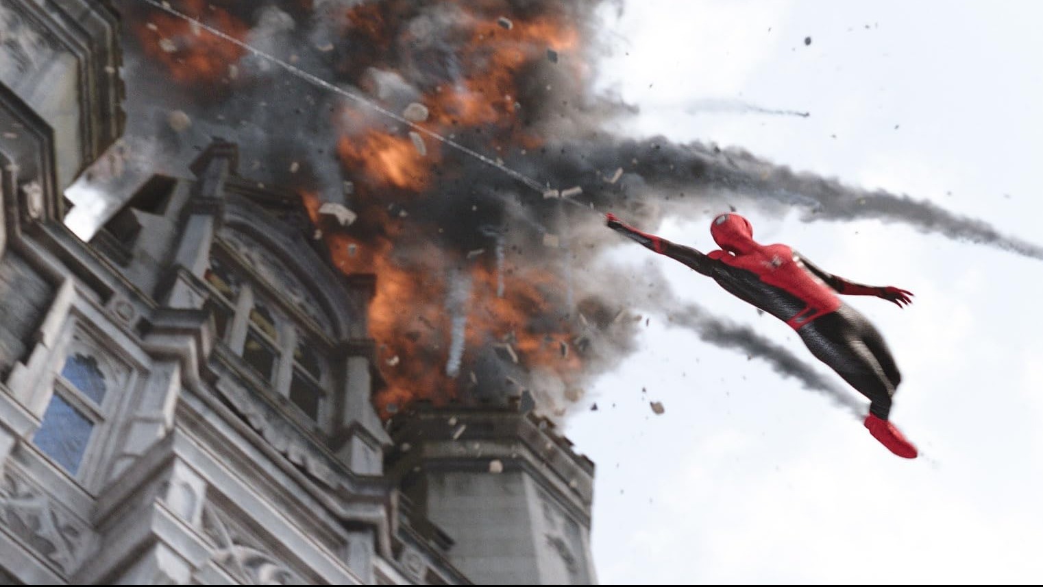 Cropped Spider Man Far from Home