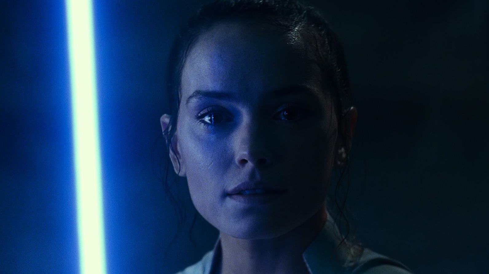 Cropped Star Wars Episode IX The Rise of Skywalker