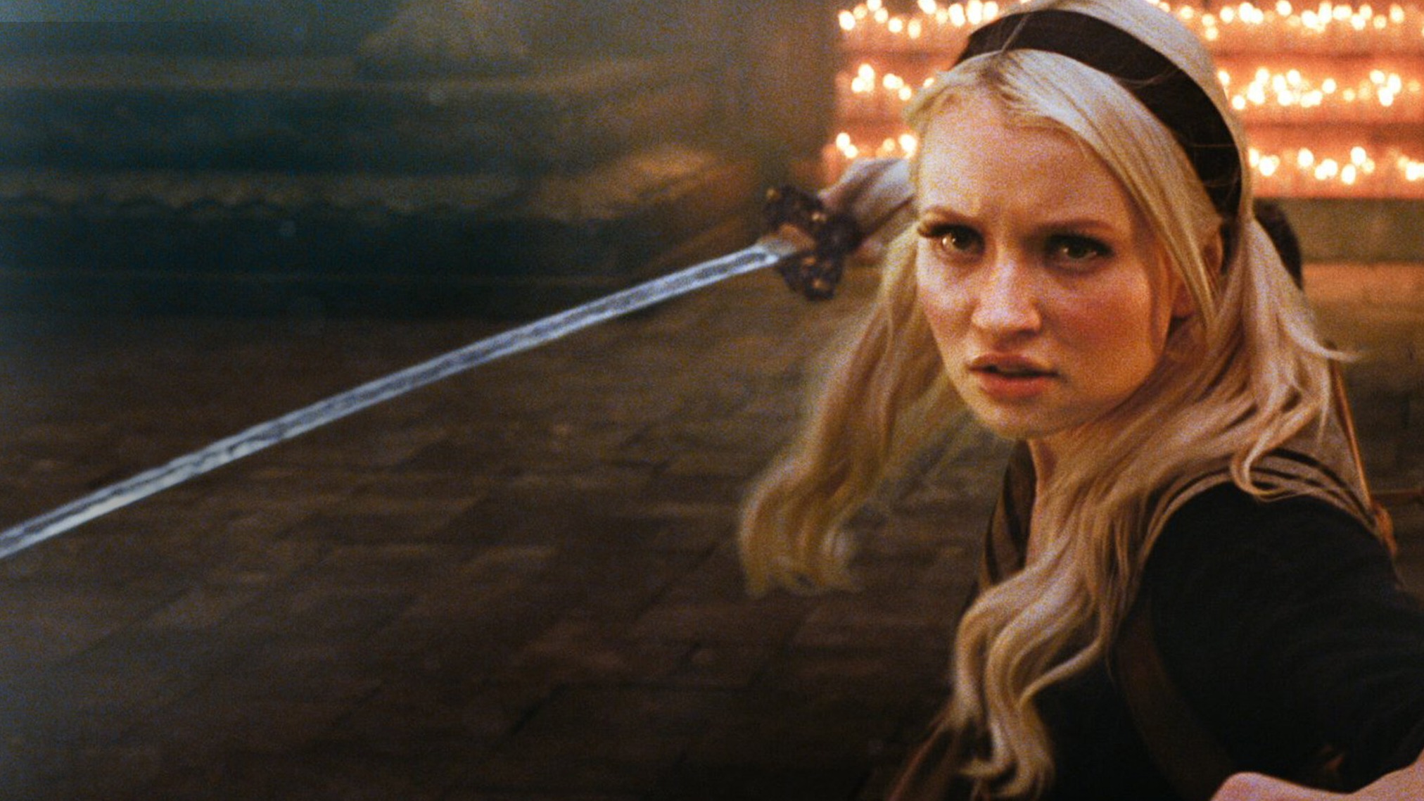 Cropped Sucker Punch