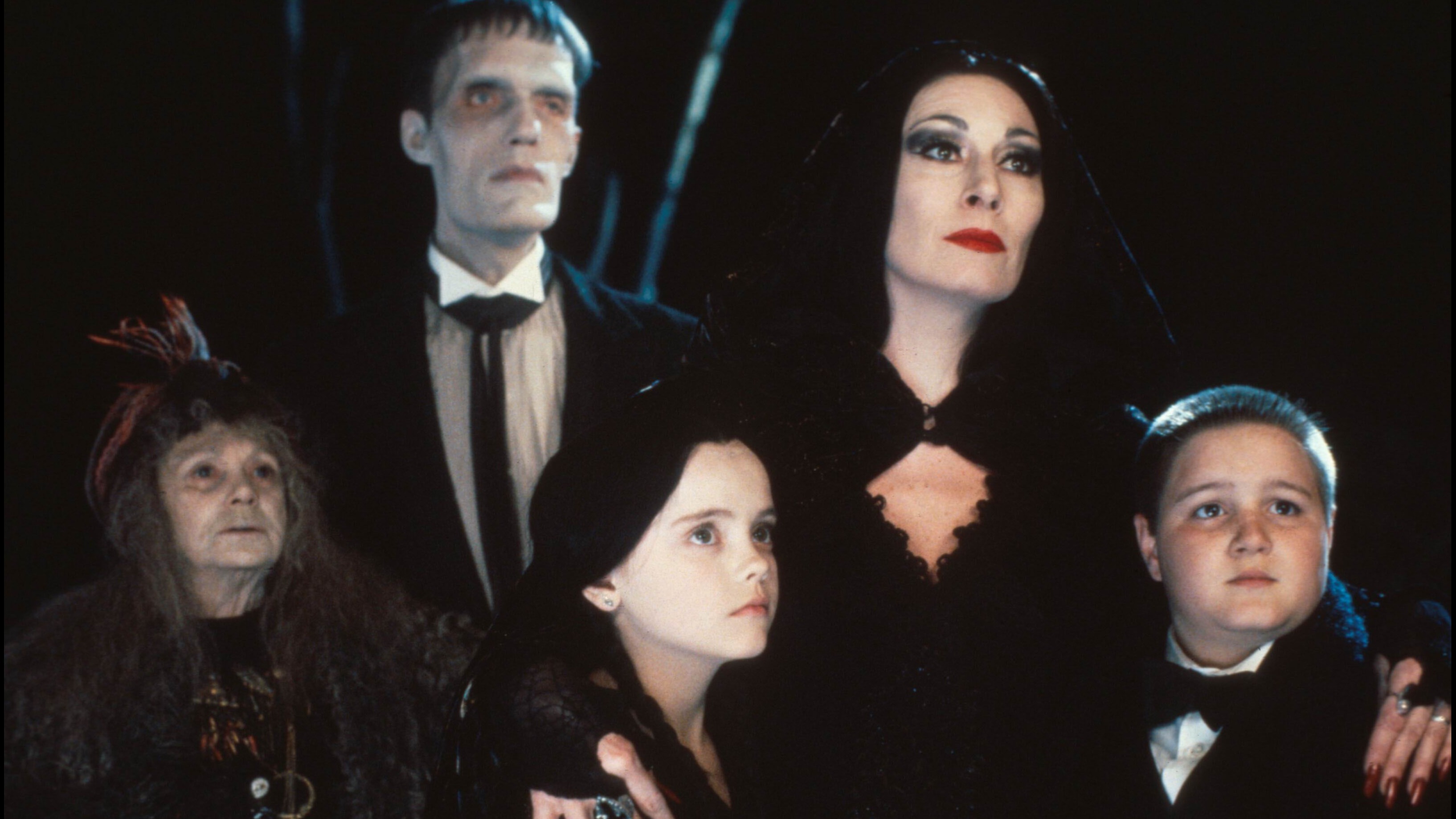 Cropped The Addams Family 1991