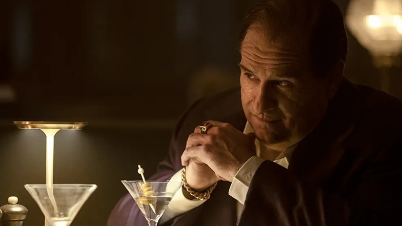 Cropped The Penguin 2024