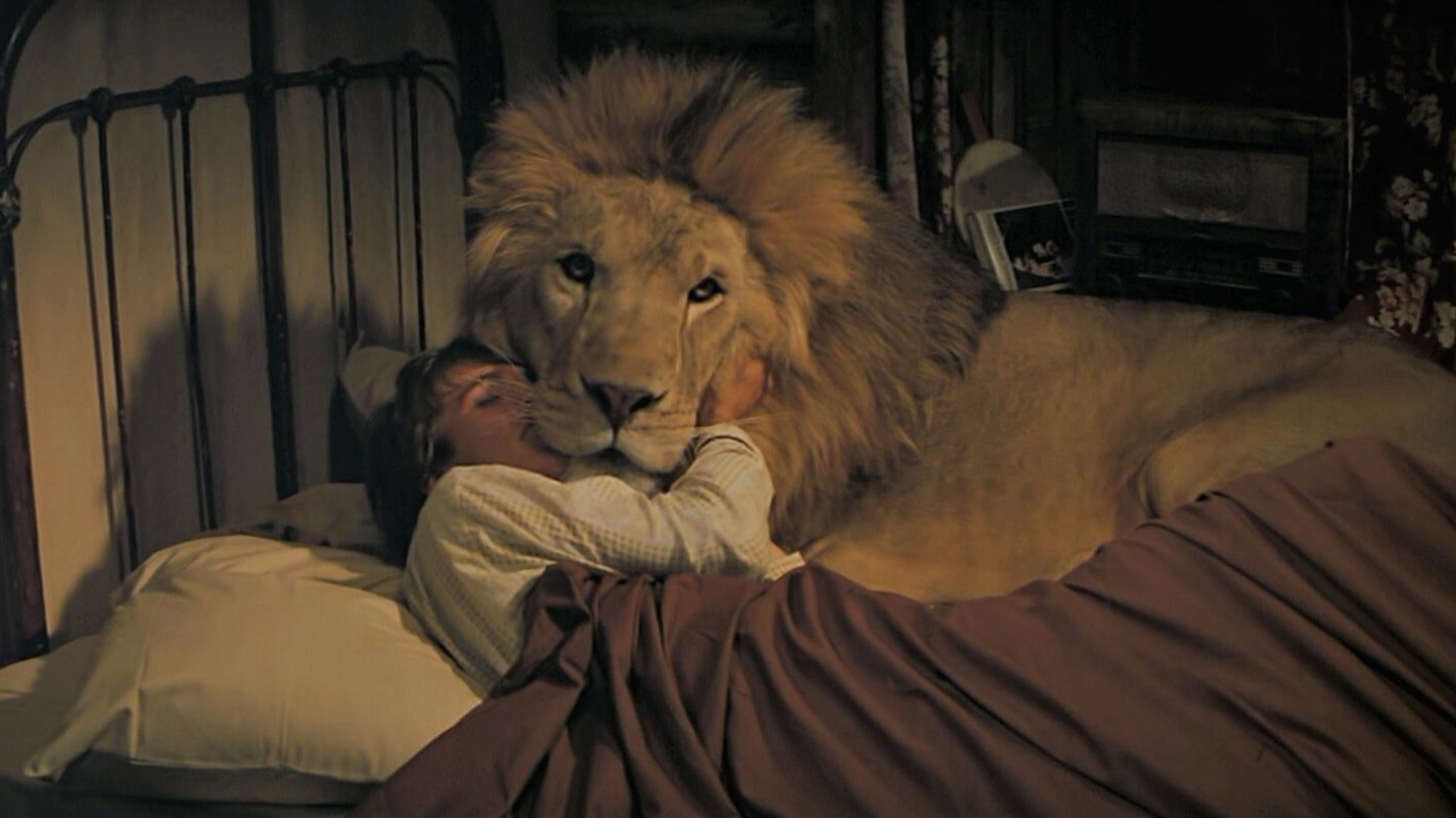 Cropped Tippi Hedren Roar 1981
