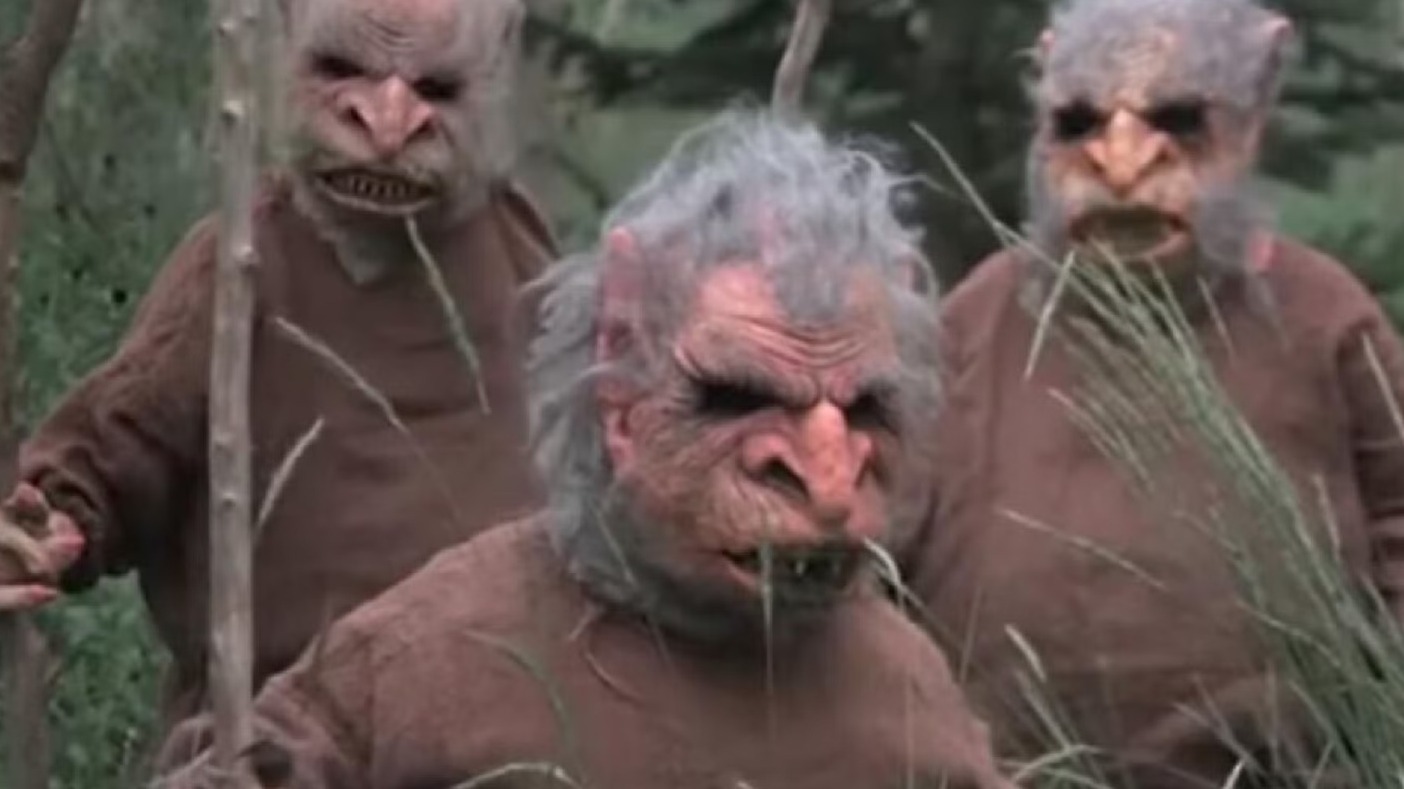 Cropped Troll 2