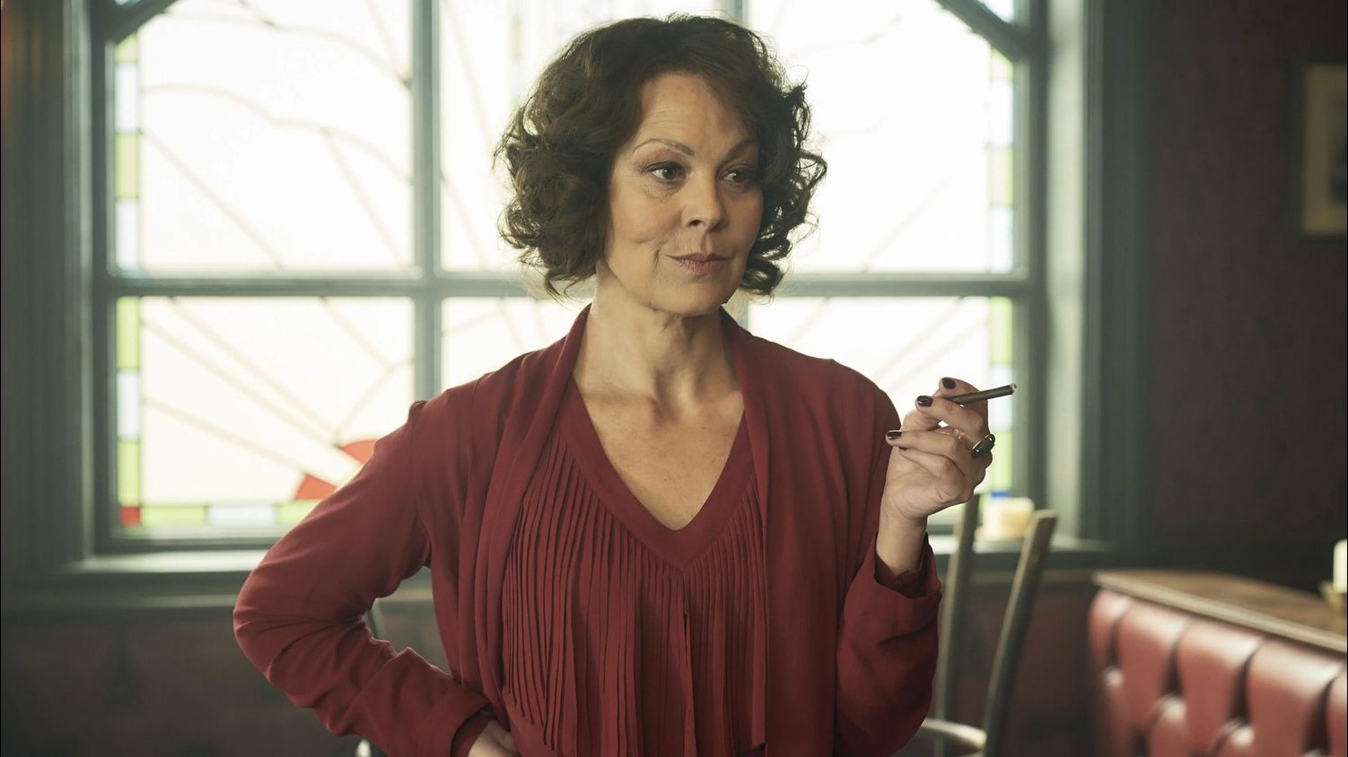 Cropped aunt polly peaky blinders