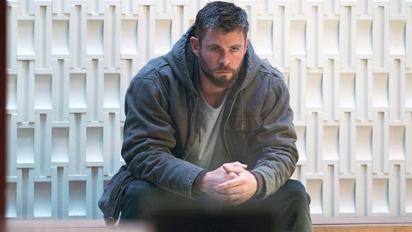 Cropped chris hemsworth