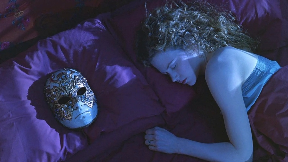 Cropped eyes wide shut 1999