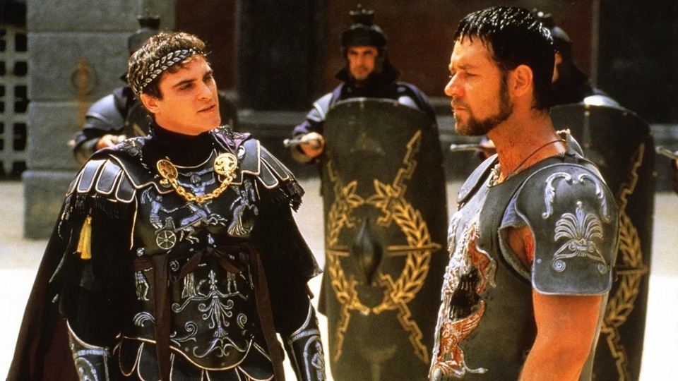 Cropped gladiator 2000