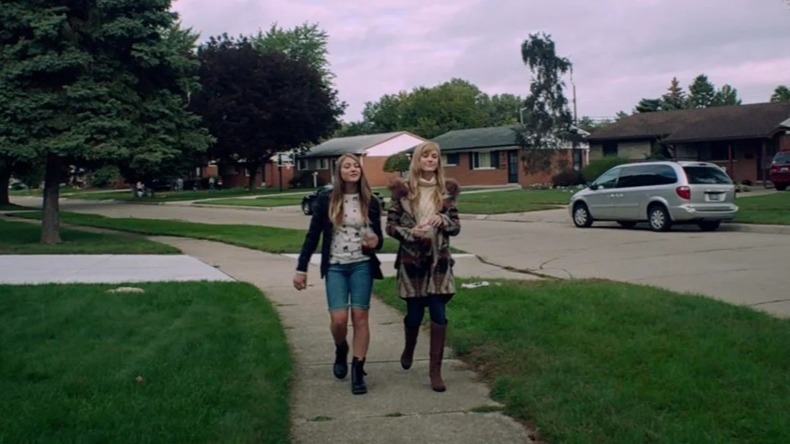 Cropped it follows 2014