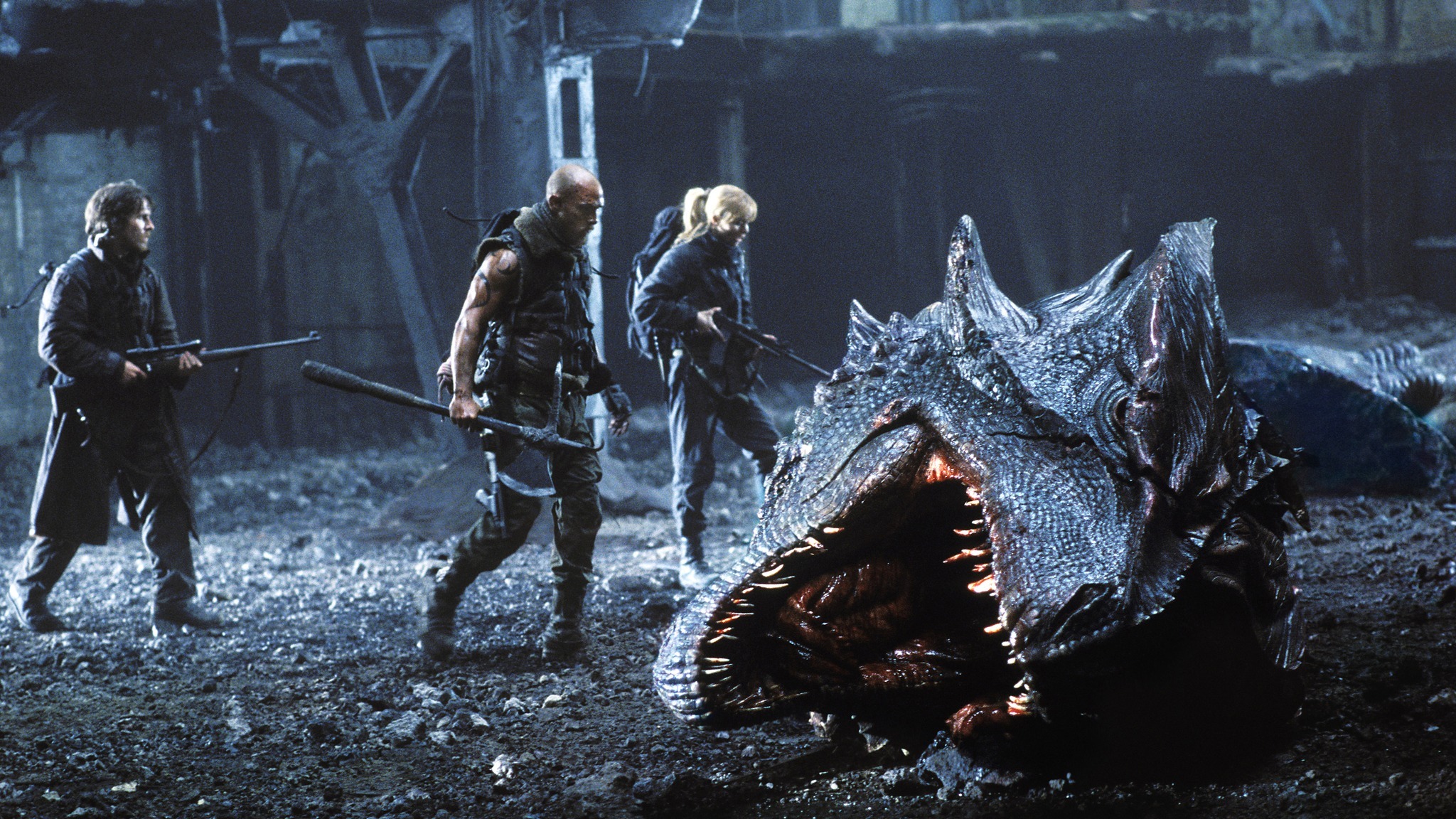 Cropped reign of fire 2002