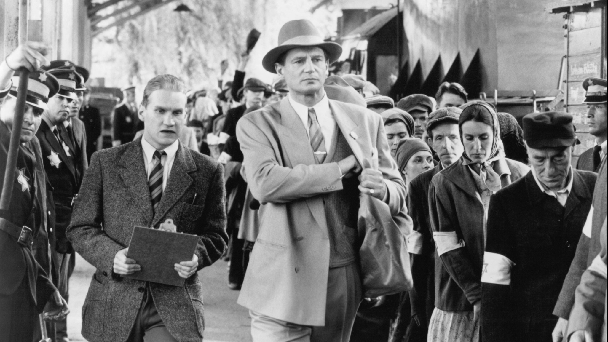 Cropped schindlers list 1993