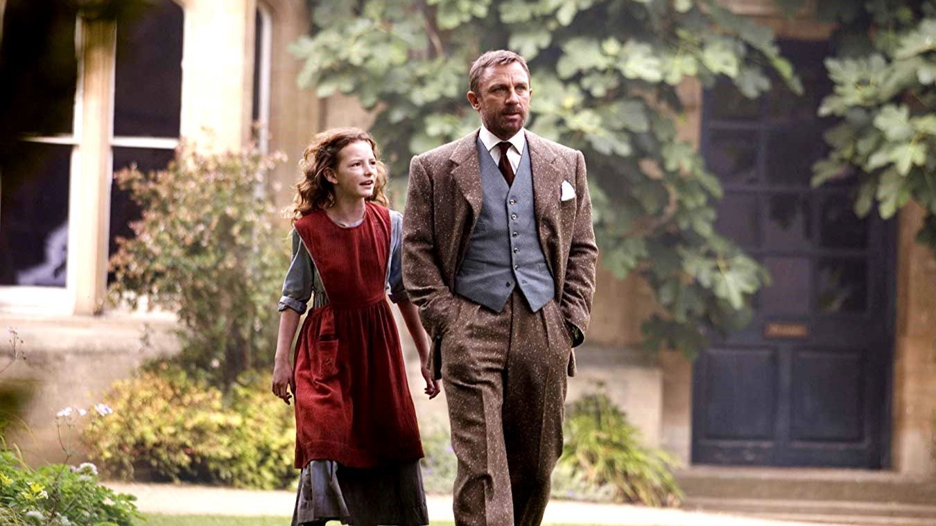 Cropped the golden compass 2007