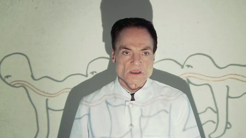 Cropped the human centipede 2009