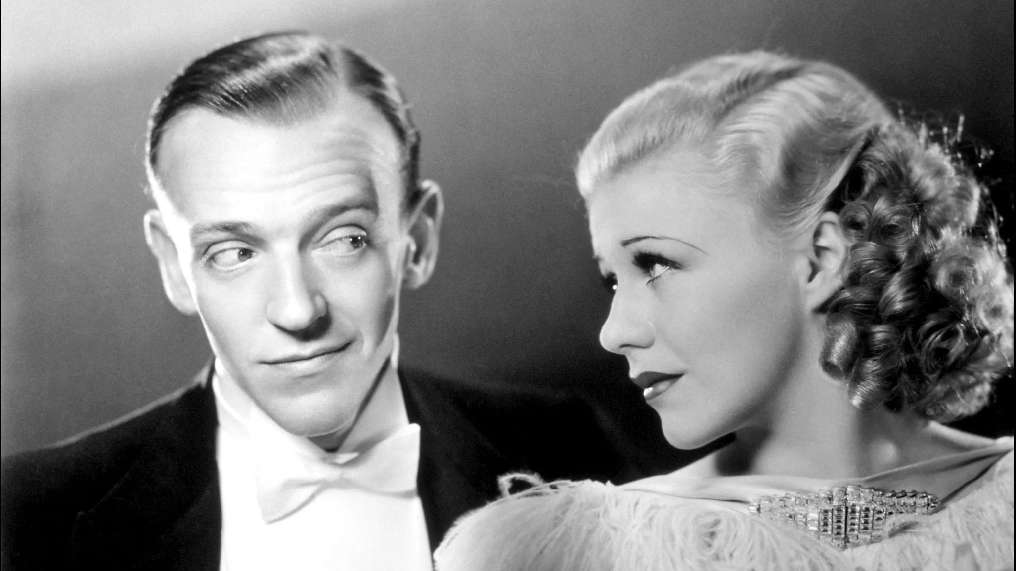 Cropped top hat 1935