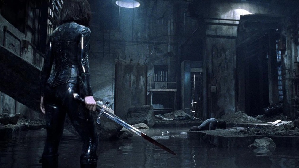 Cropped underworld 2003