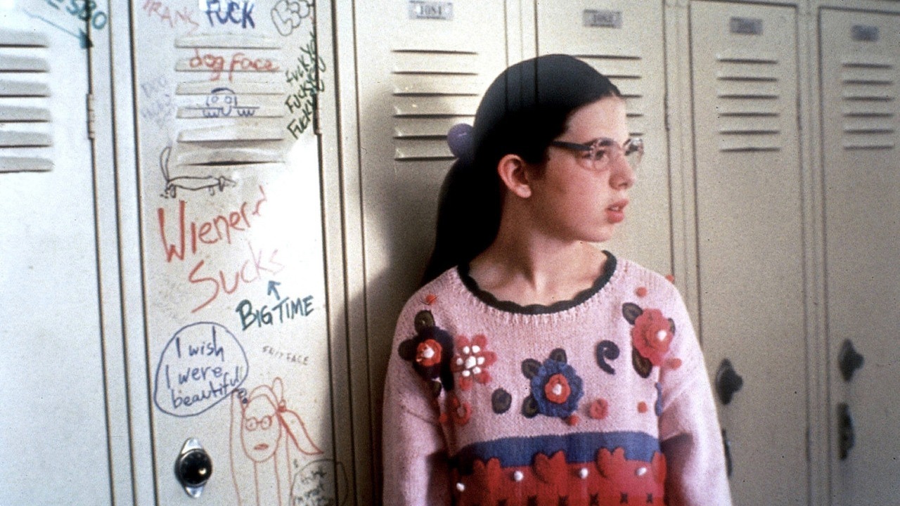 Cropped welcome to the dollhouse 1995