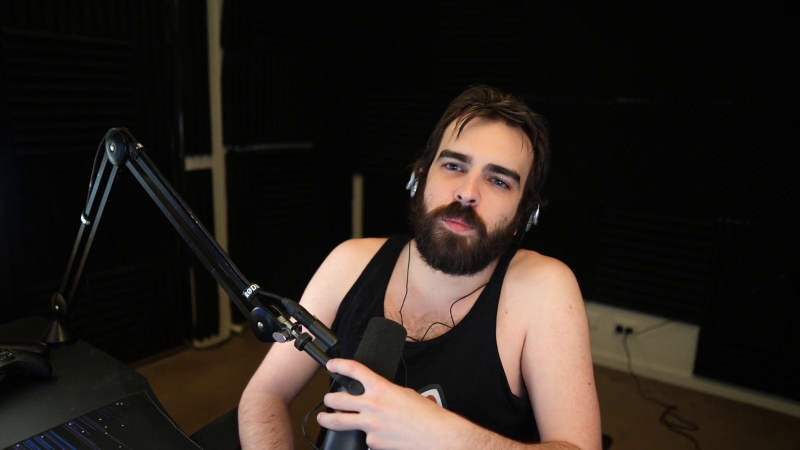 Darkviperau