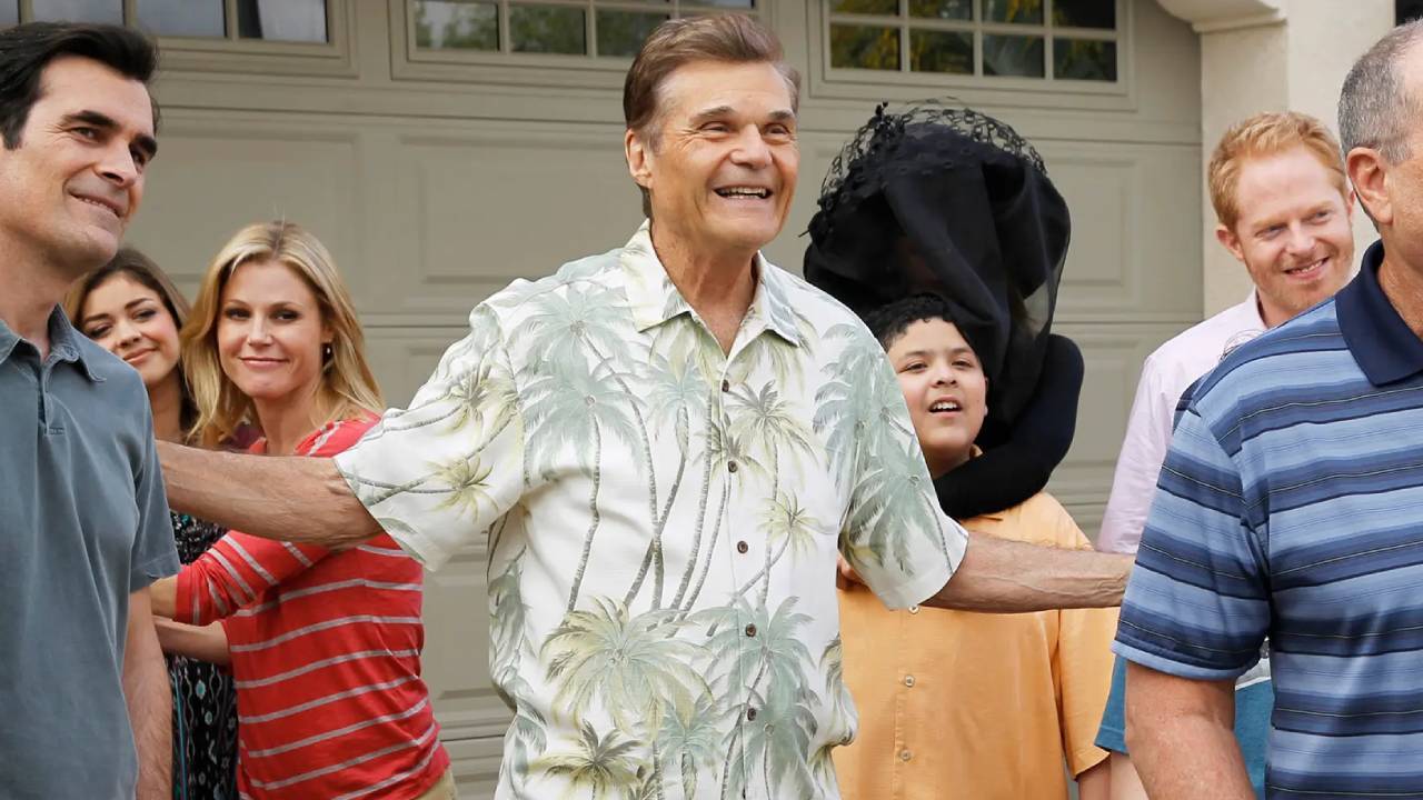 Fred willard modern family