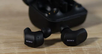 Inzone earbuds close