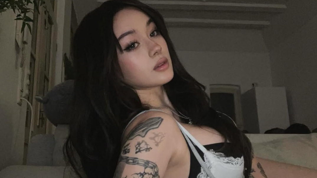 Ja dey Verified Follow 1080w cropped processed by imagy