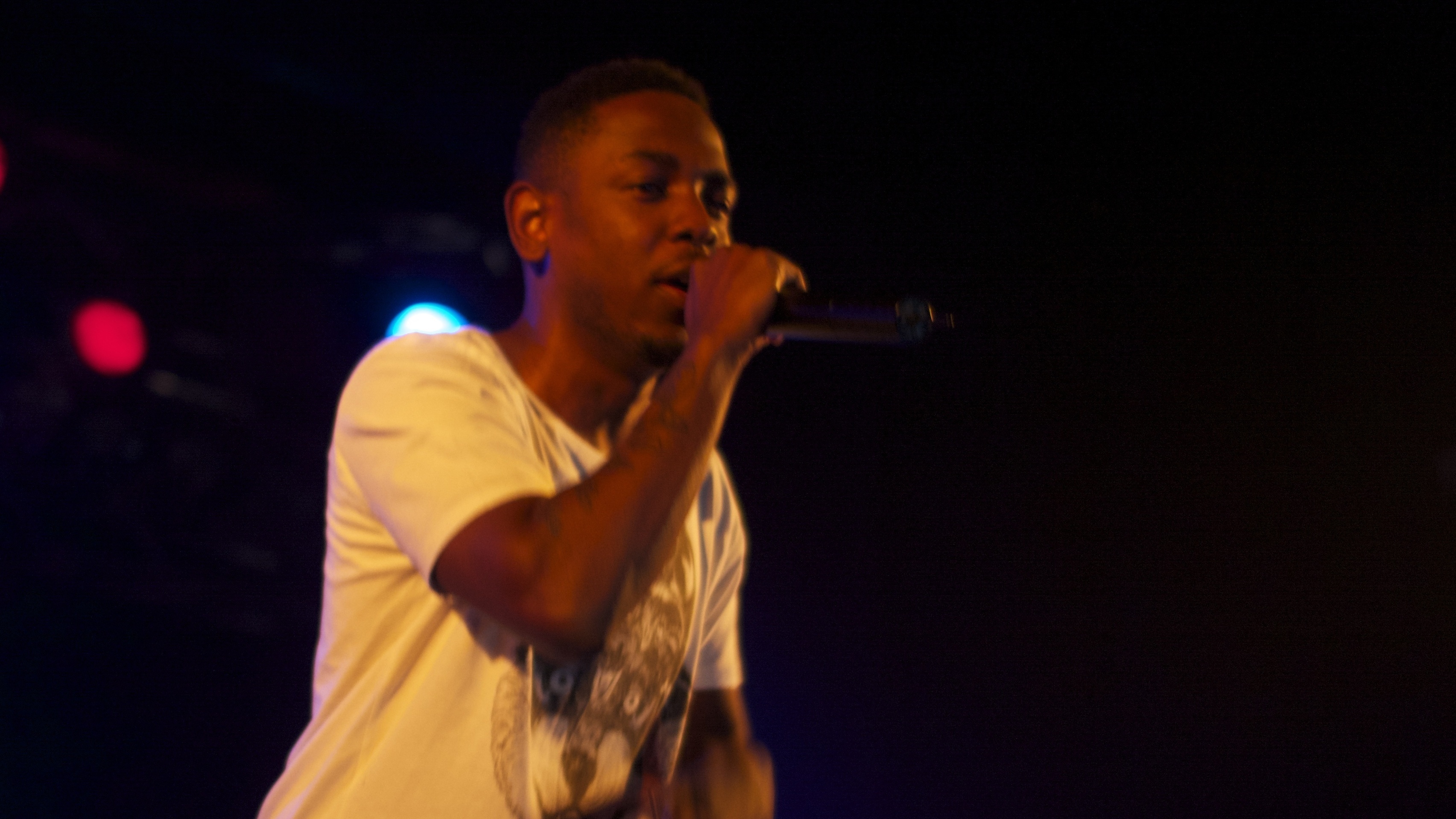 Kendrick lamar cropped processed by imagy