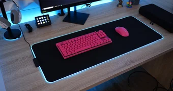 Logitech pink 2