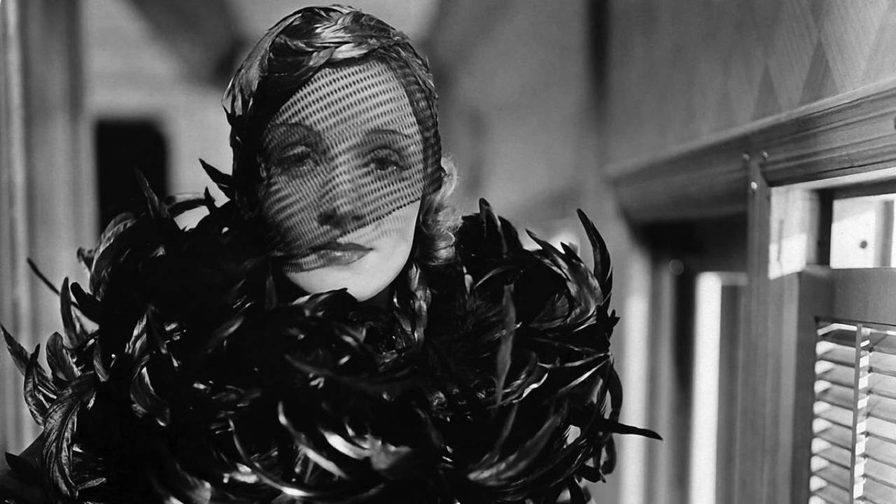 Marlene dietrich shanghai express