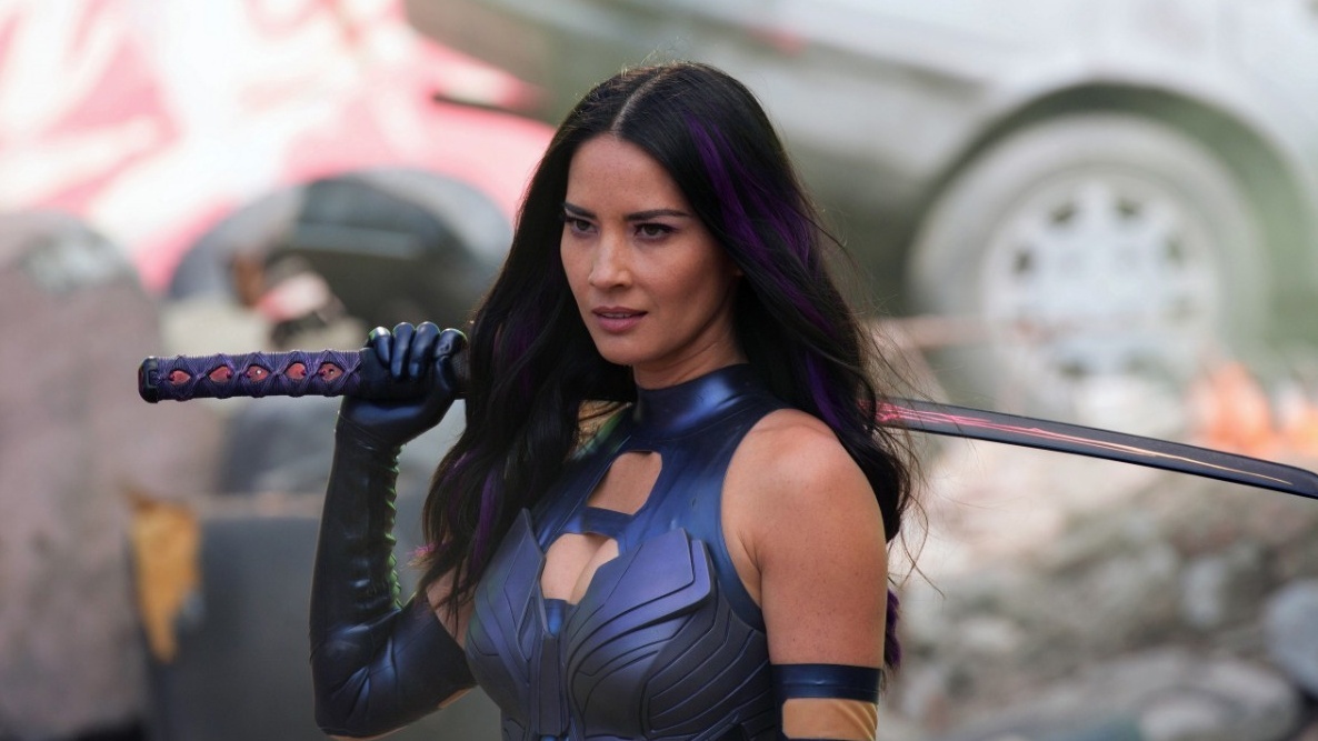 Olivia munn x men apocalypse 1