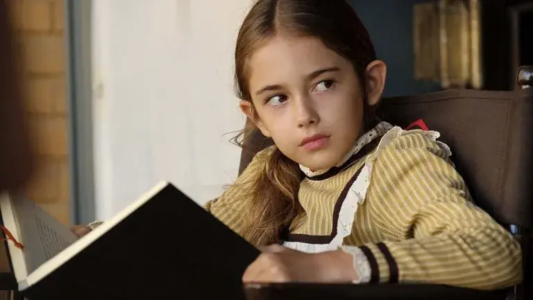Once upon a time in hollywood still julia butters