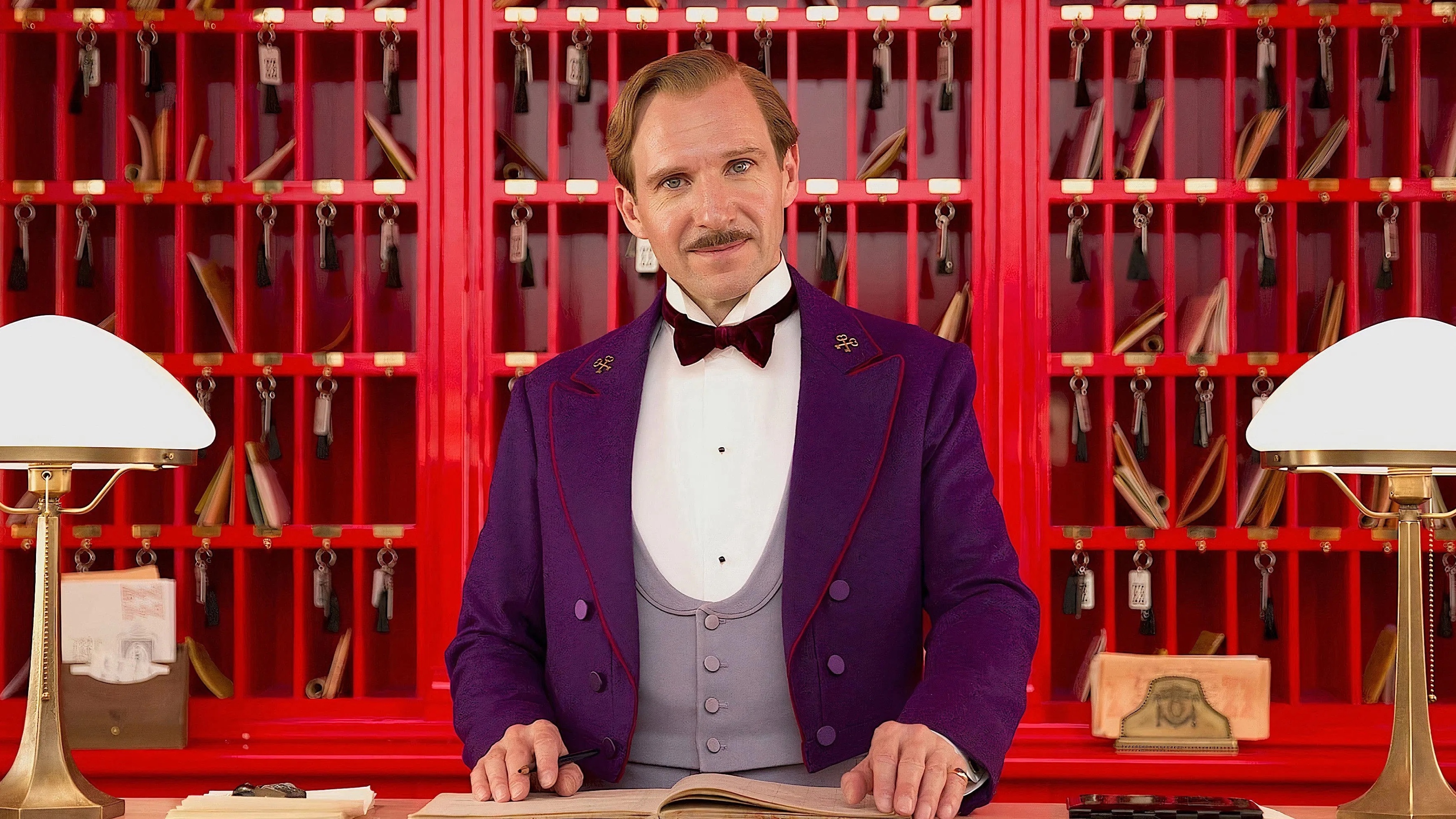 Ralph fiennes grand budapest hotel cropped processed by imagy