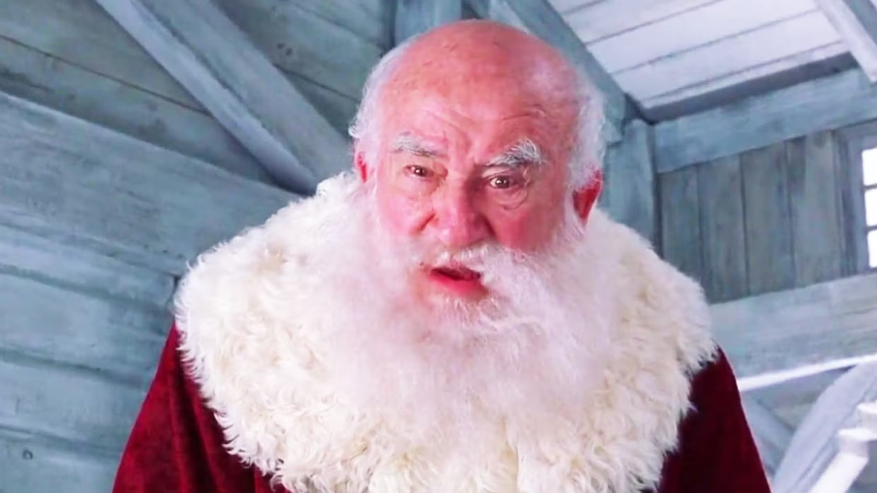 Santa in Elf movie cropped processed by imagy