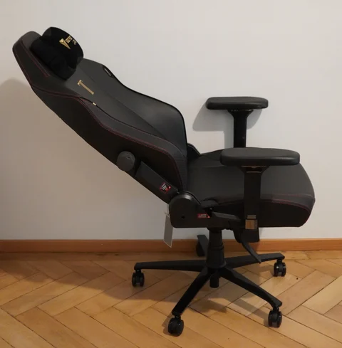 Secretlab gaming chair