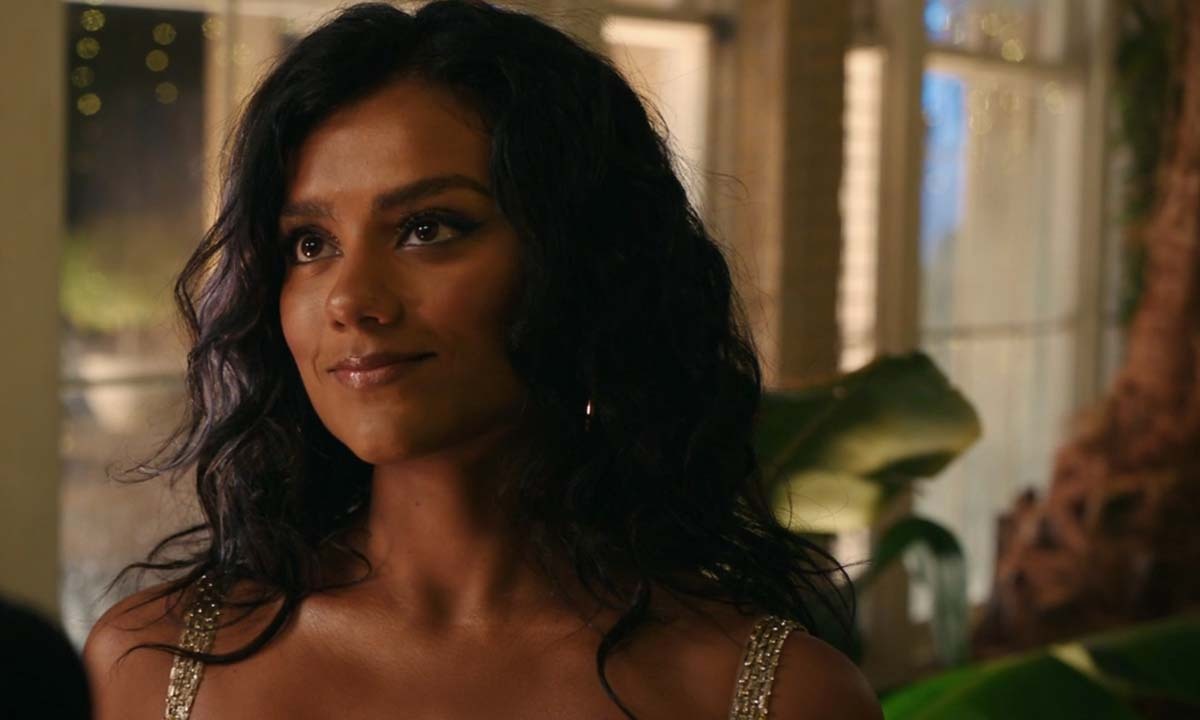 Simone ashley picture this