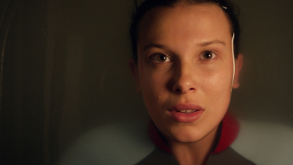 Stranger things 5 Millie Bobby Brown cropped processed by imagy 1