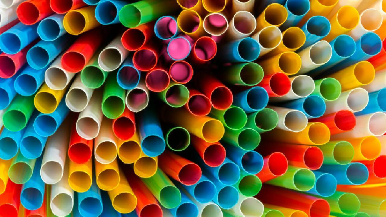 Strohhalme Valentin Ivantsov Pexels