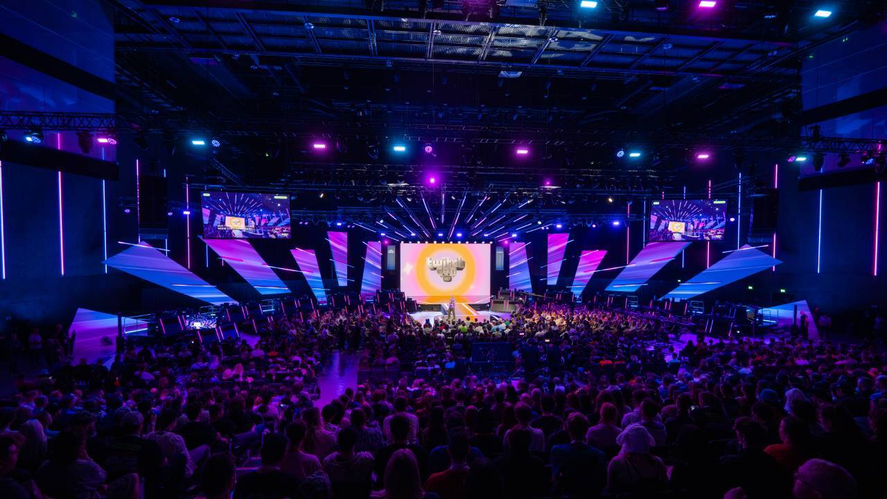 Twitchcon crowd