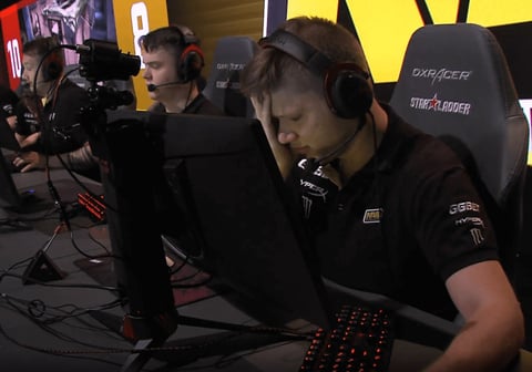 Zeus s1mple